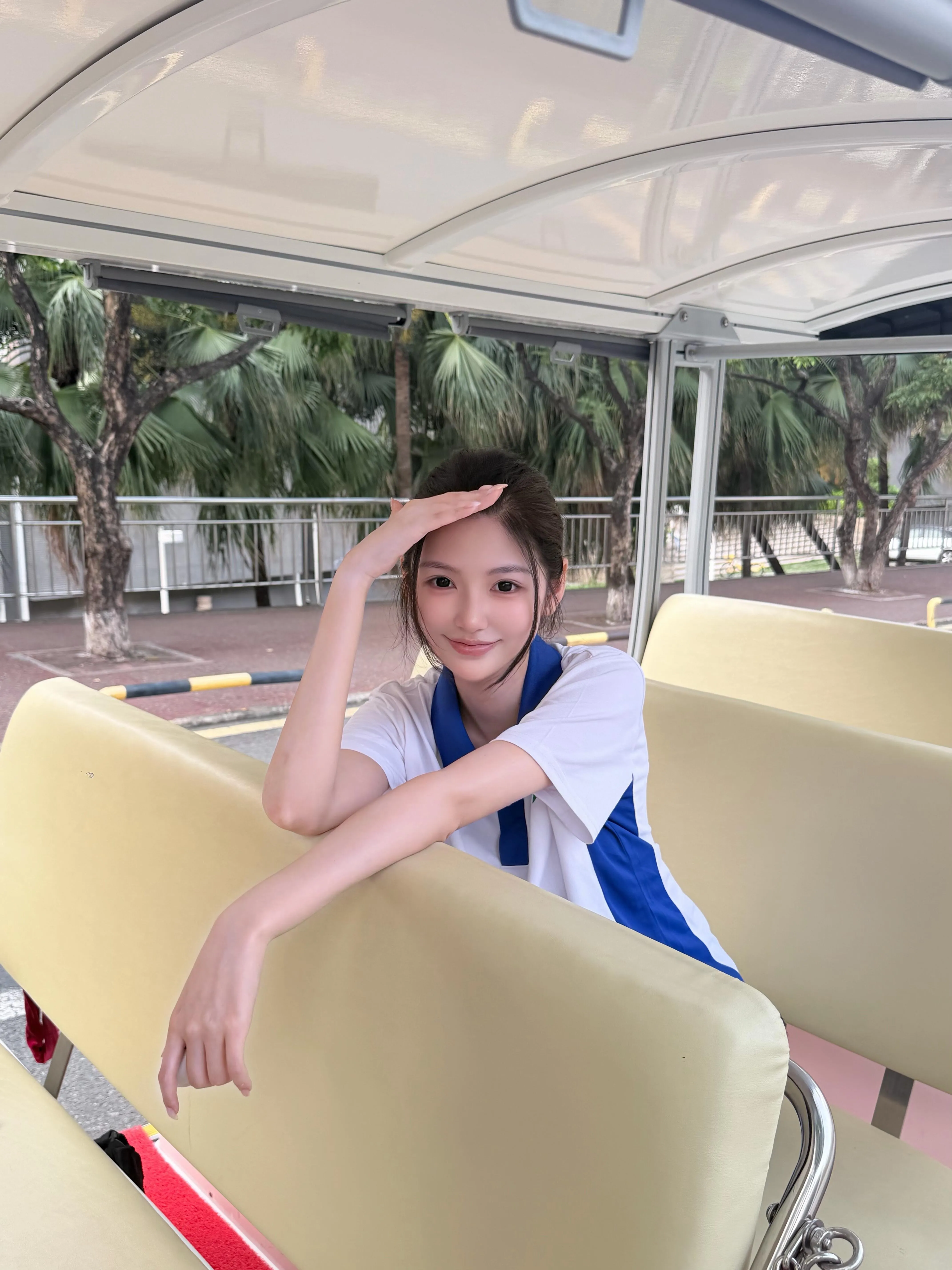 小欣，高中毕业刚下海三点粉嫩粉嫩嫩粉嫩 Gallery 6