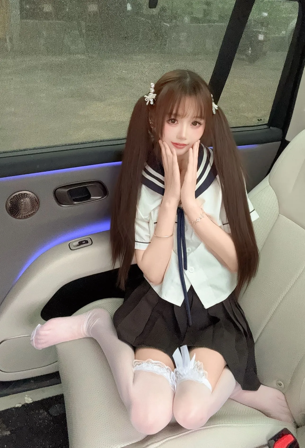 Y1998E-点点浦东白虎极品小🏠三外五 Gallery 6