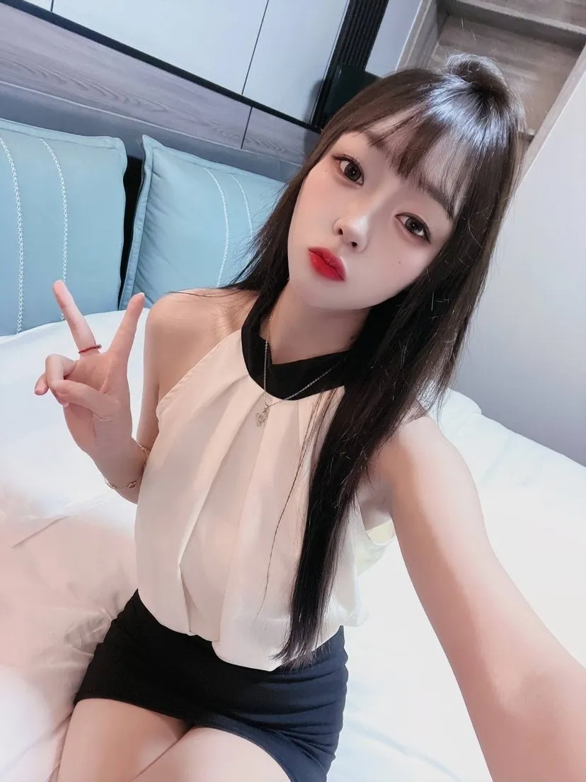 静安05久久 Gallery 5