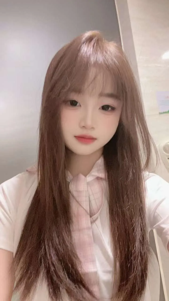 松江刚刚破处嫩妹 小七