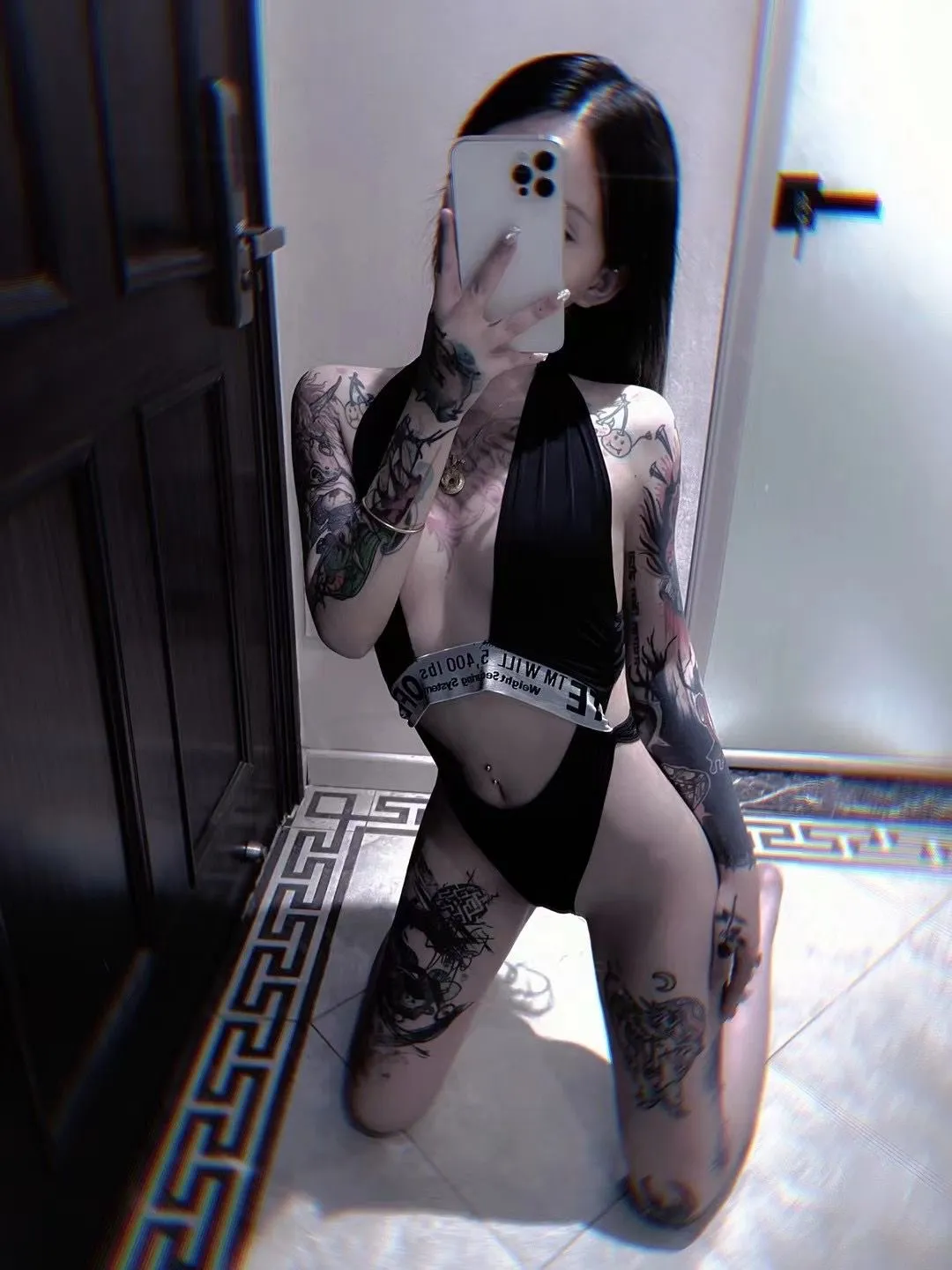 Y4411-160B 静安硬五纹身小萝莉