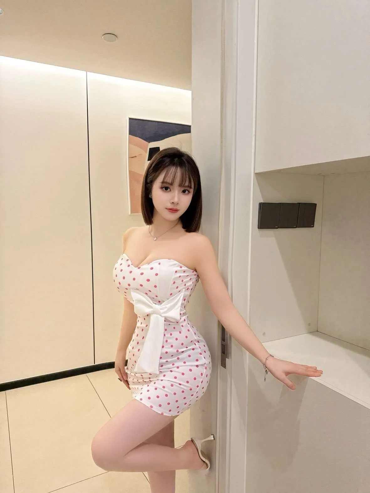 晨晨🐼短发邻家女孩 Gallery 3