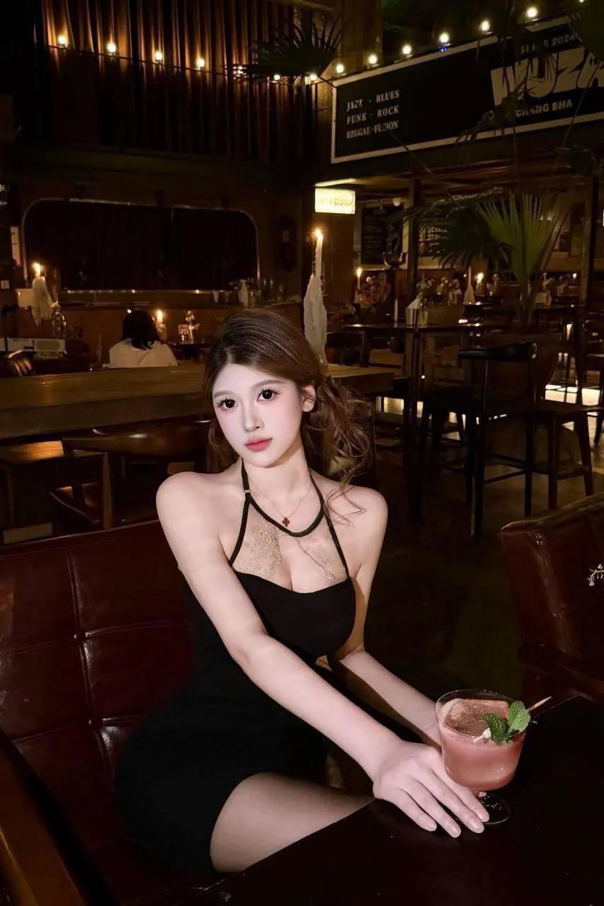 普坨 飞飞 Gallery 1