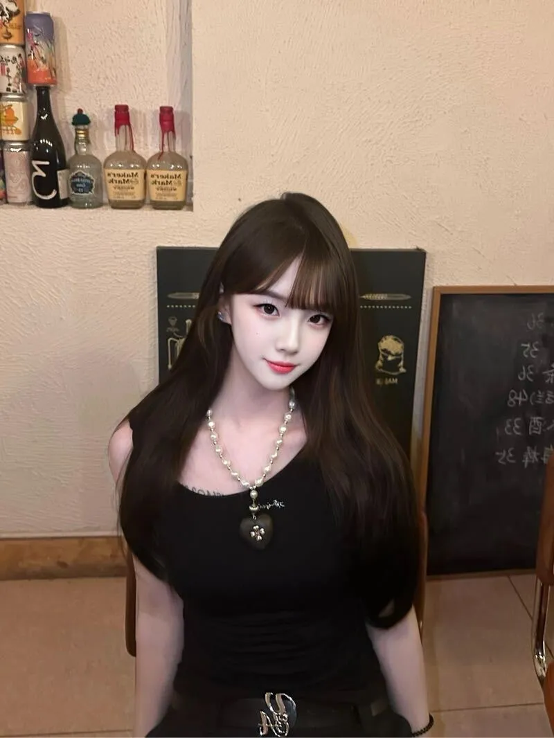 闵行 栗子 极致白小纯 Gallery 4