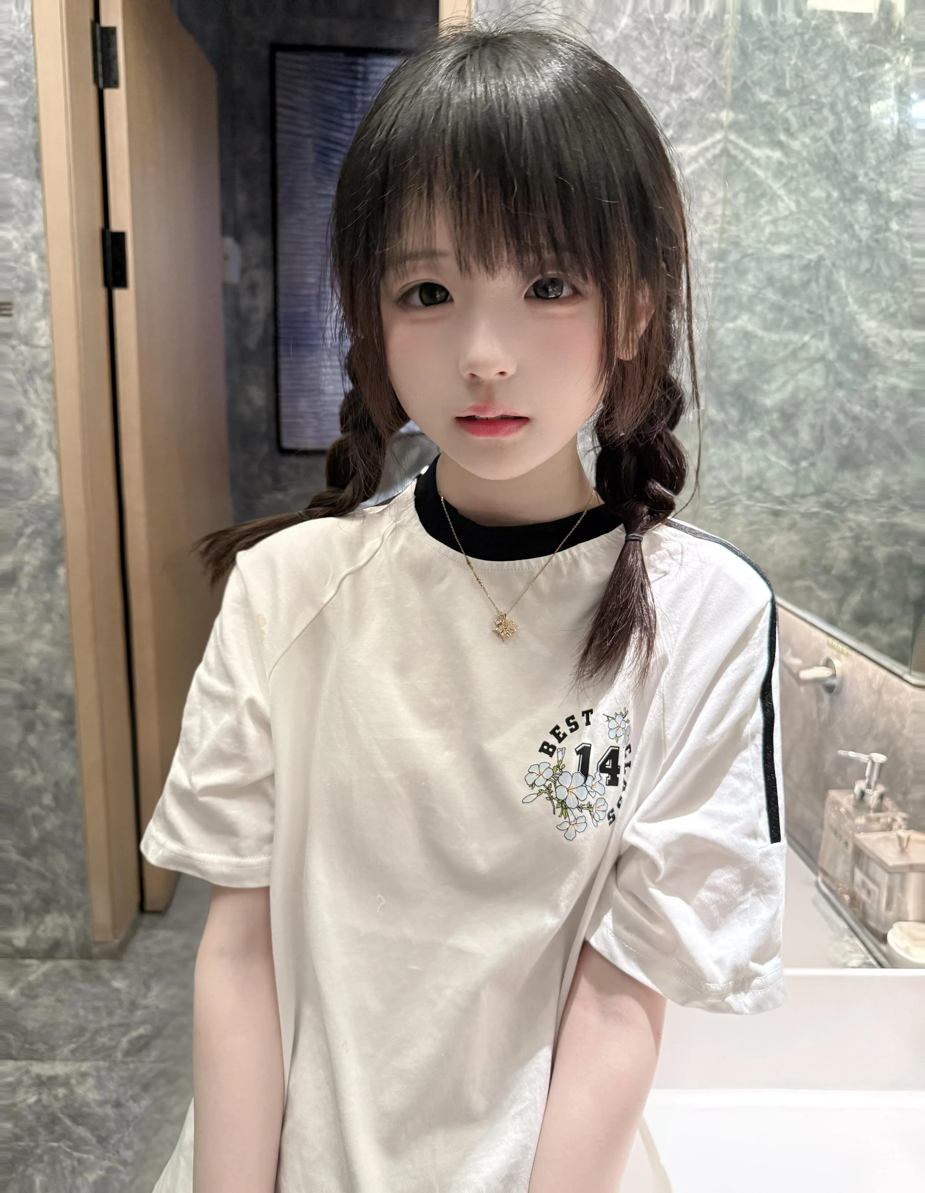 闵行 小豆子 可以抱起来艹的小萝莉 Gallery 2