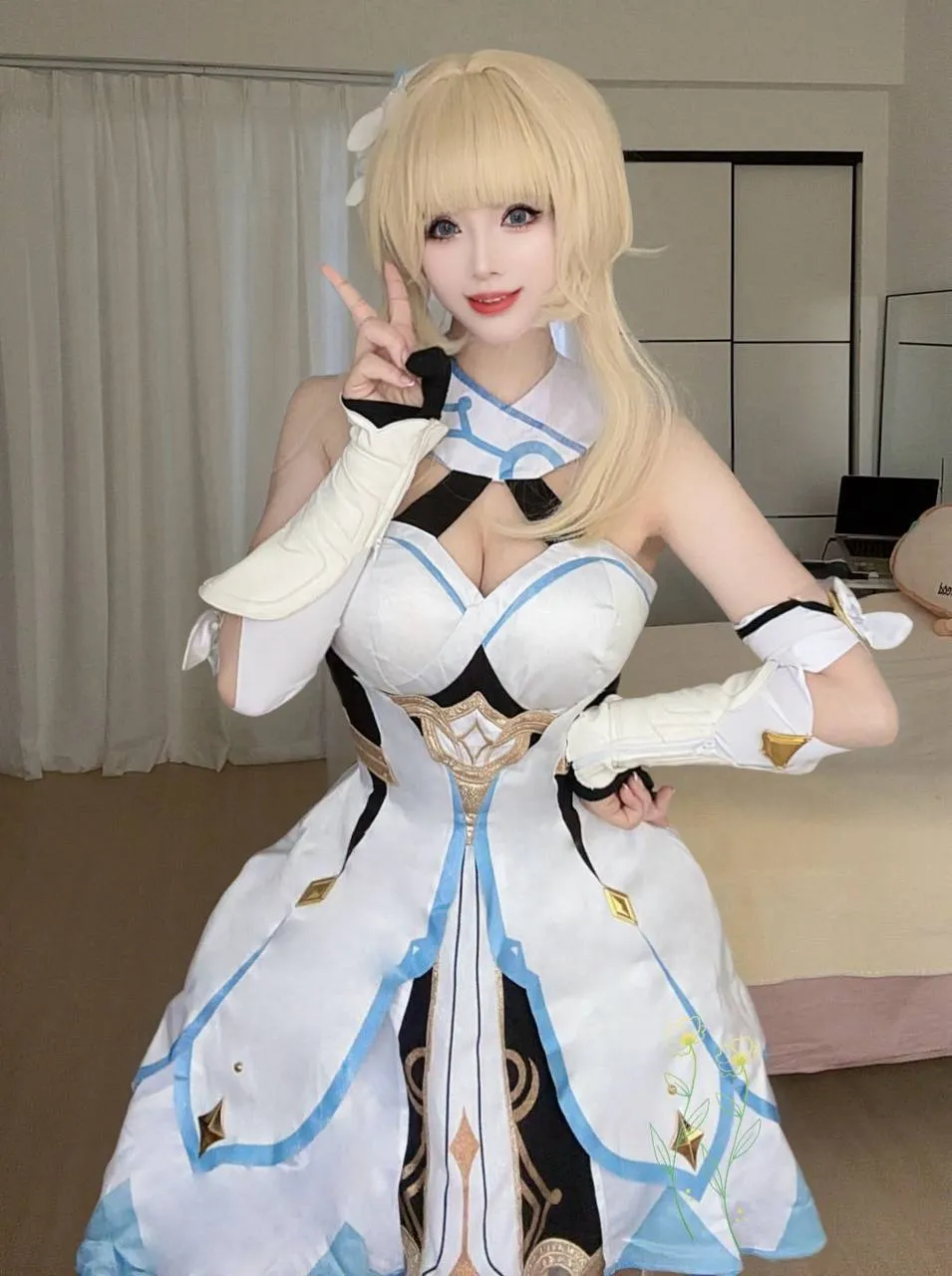 浦东陆家嘴极品白虎萝莉cos(贝甜) Gallery 1