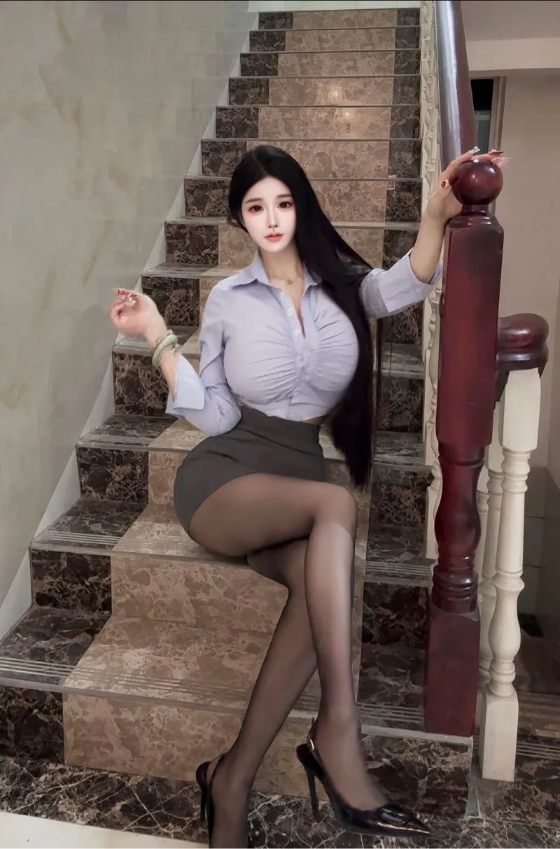 健身款胸大蜜桃臀琳娜 Gallery 5