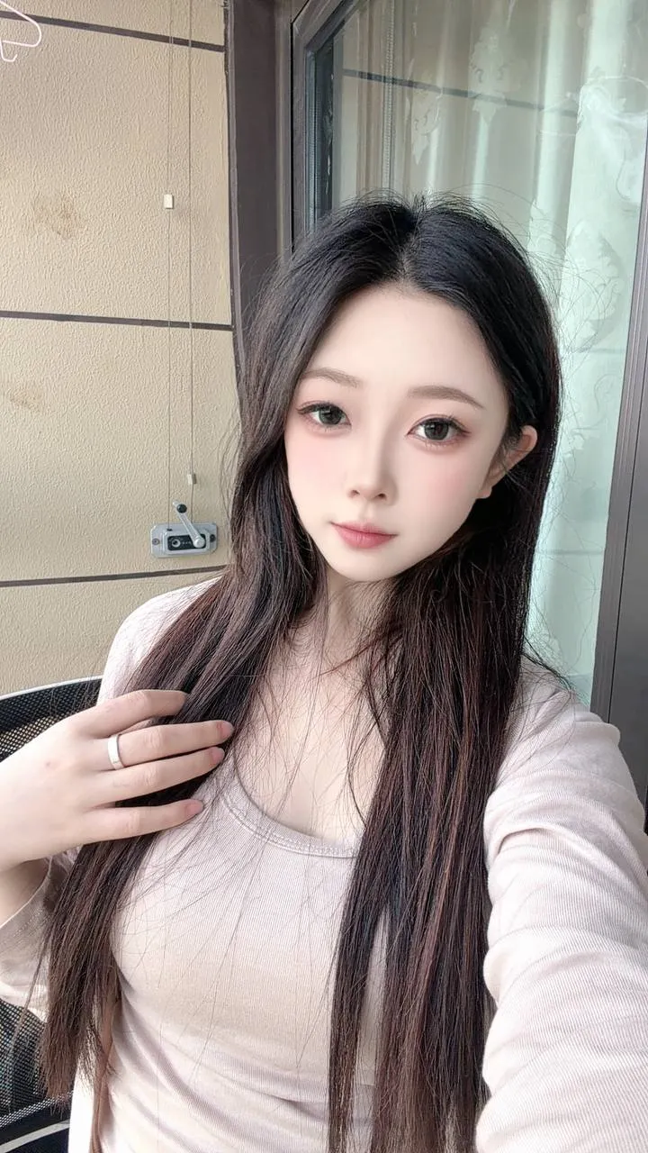 松江08月月 Gallery 3