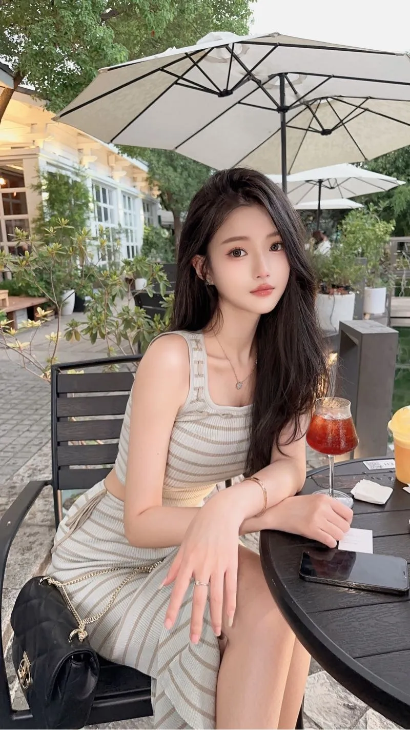 闵行👩紫涵高端身高180 Gallery 5