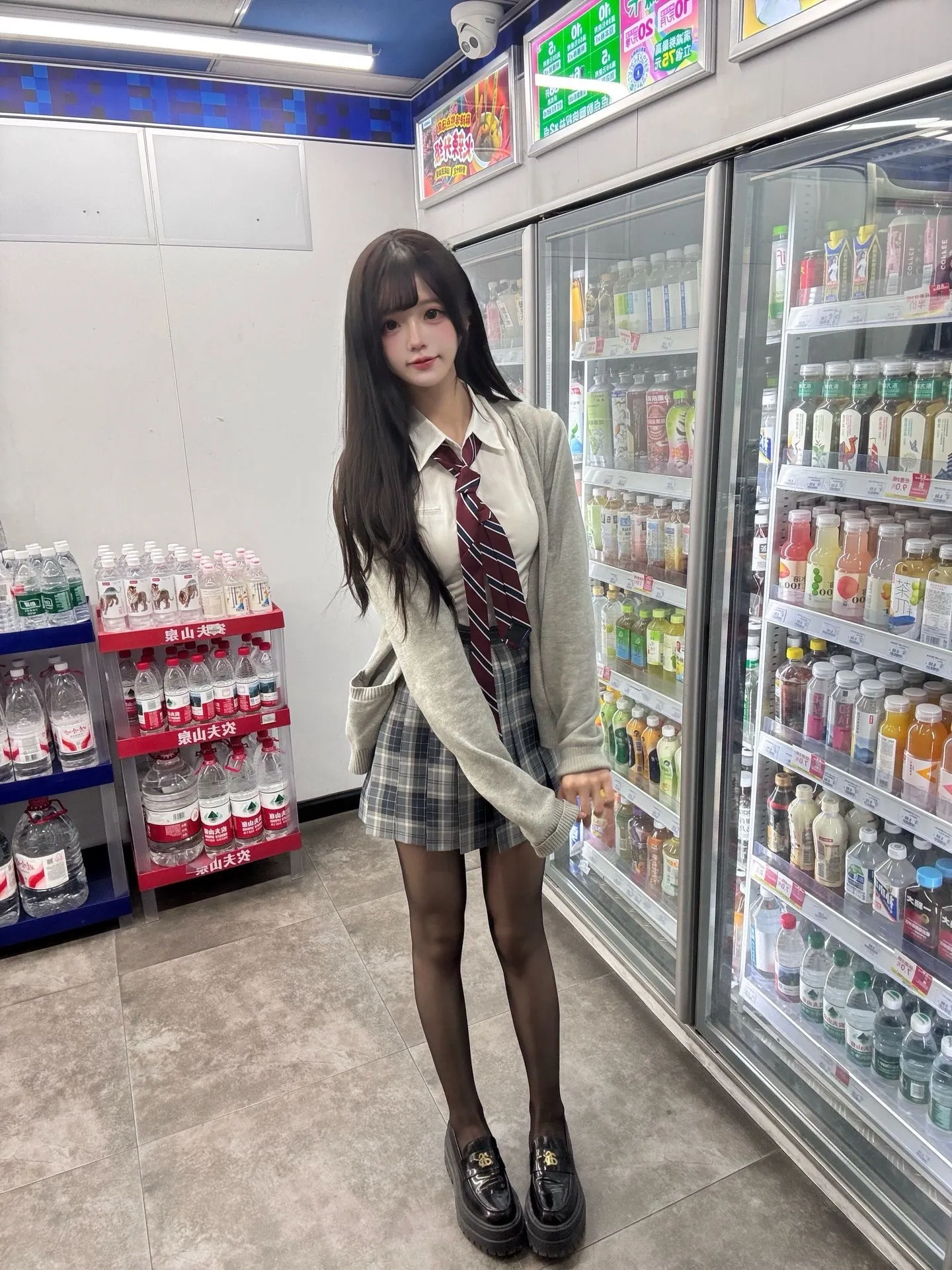 普陀 安琪拉 萝莉控 Gallery 3