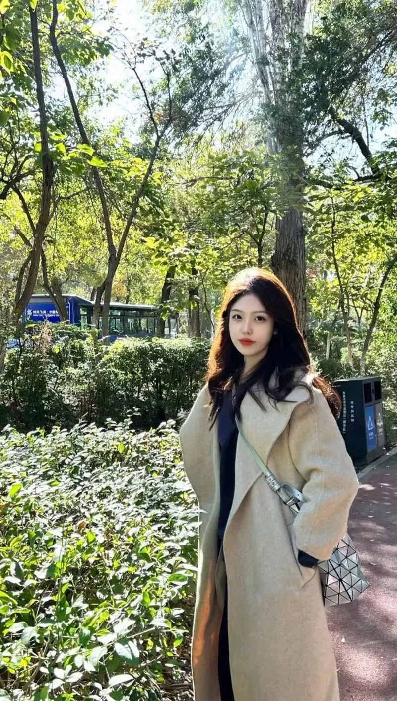 艺术学院毕业生 Gallery 1