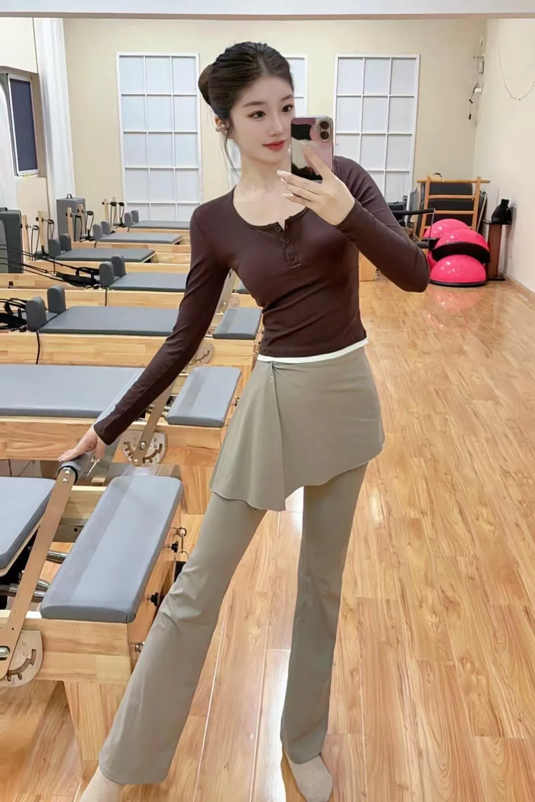 草莓,上海🦜起 Gallery 1