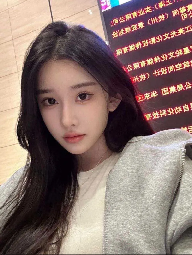 在校顶级颜值校花🌸财财🌸粉嫩紧翘 Gallery 3