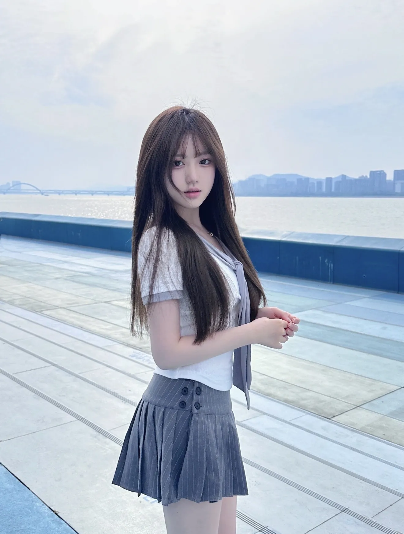 小夏极品白🐯嫩妹三点粉 Gallery 5