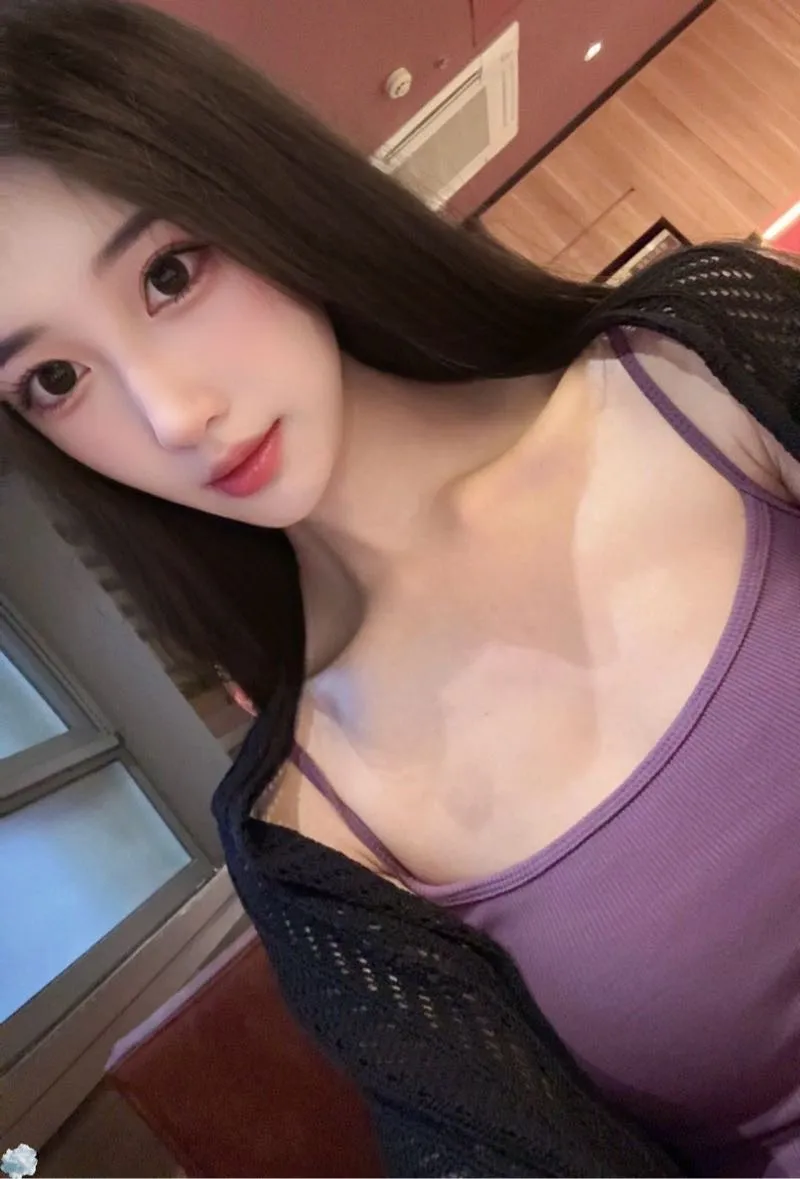 沪上江南美女苒苒 柳腰身 筷子腿 Gallery 4