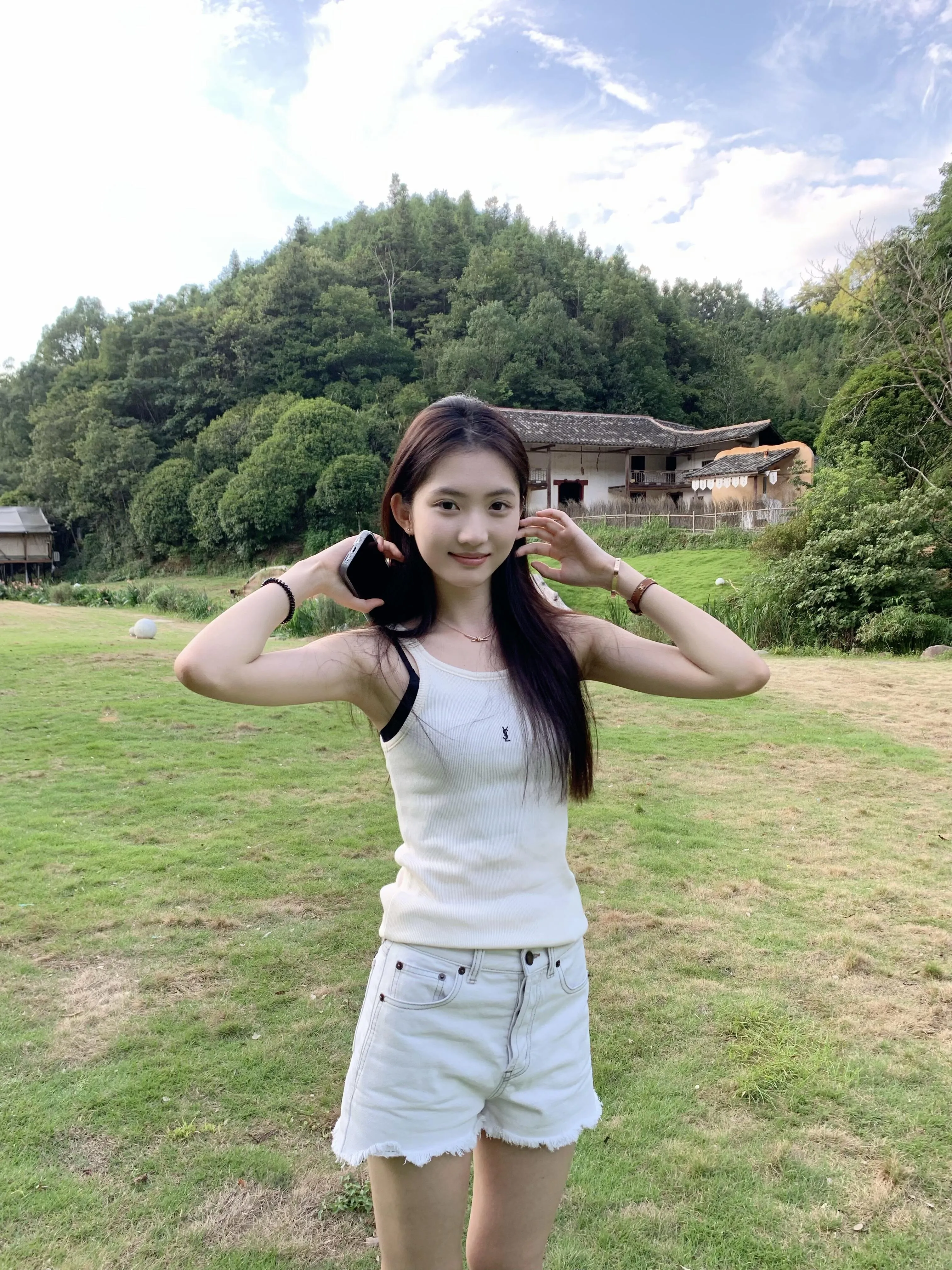 小婷，纯新人刚下海清纯三点粉 Gallery 1