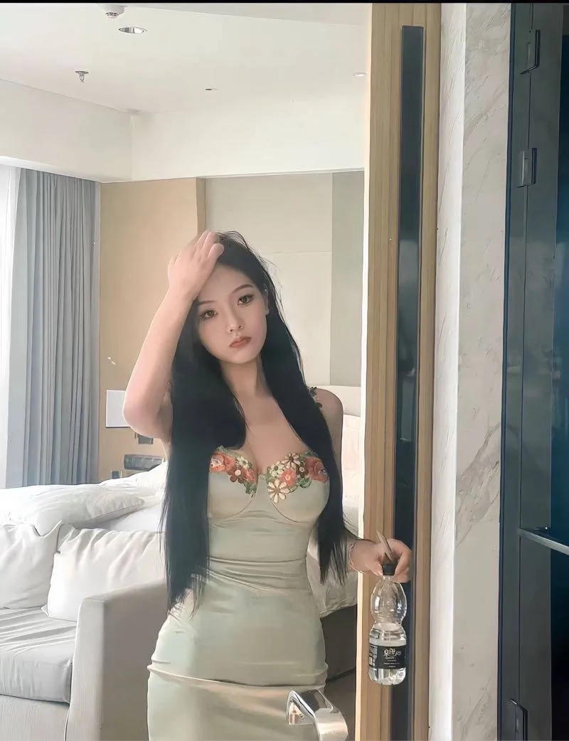 松江极品御姐 文文 Gallery 4