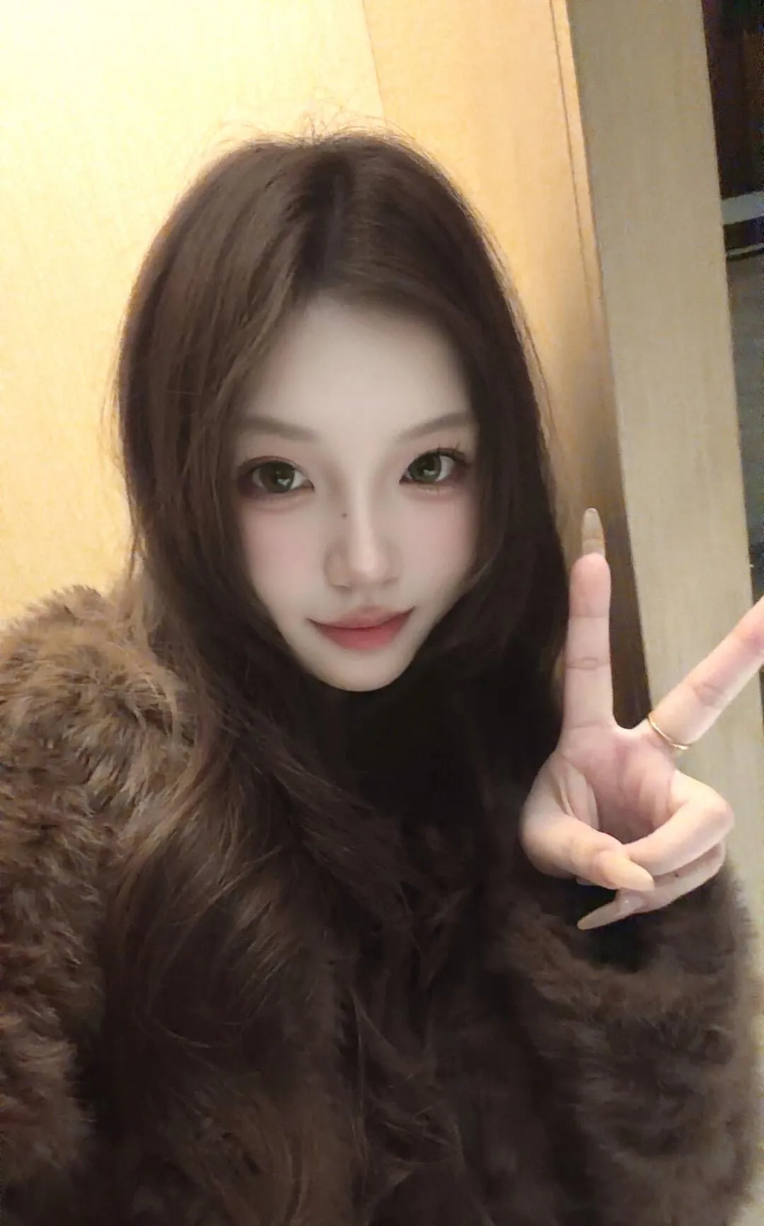 白嫩小纯辣辣 Gallery 4