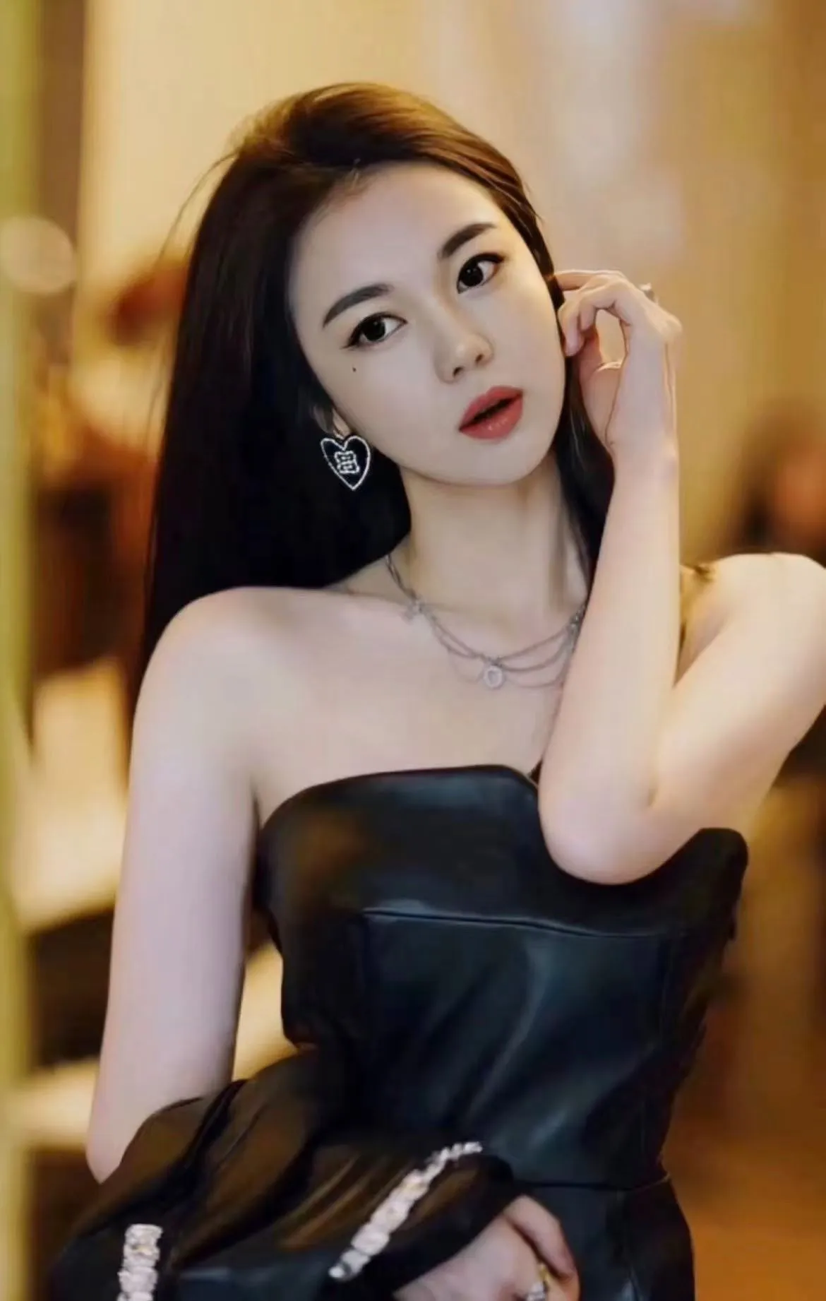 极品萧后一线天SM女王👸💖刘甜儿 💖专注口碑 Gallery 2