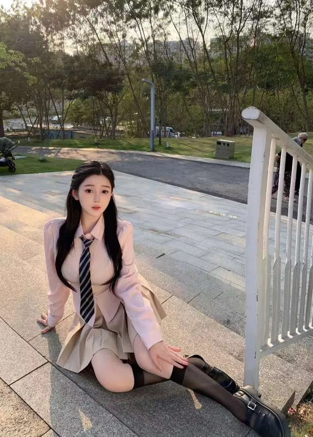 宝山花蕊 楚楚可怜动人 等待大哥怜惜 Gallery 3