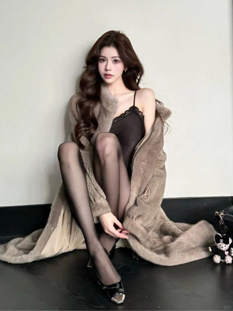 梦中情人书瑶 街拍模特 兼职短开 Gallery 5