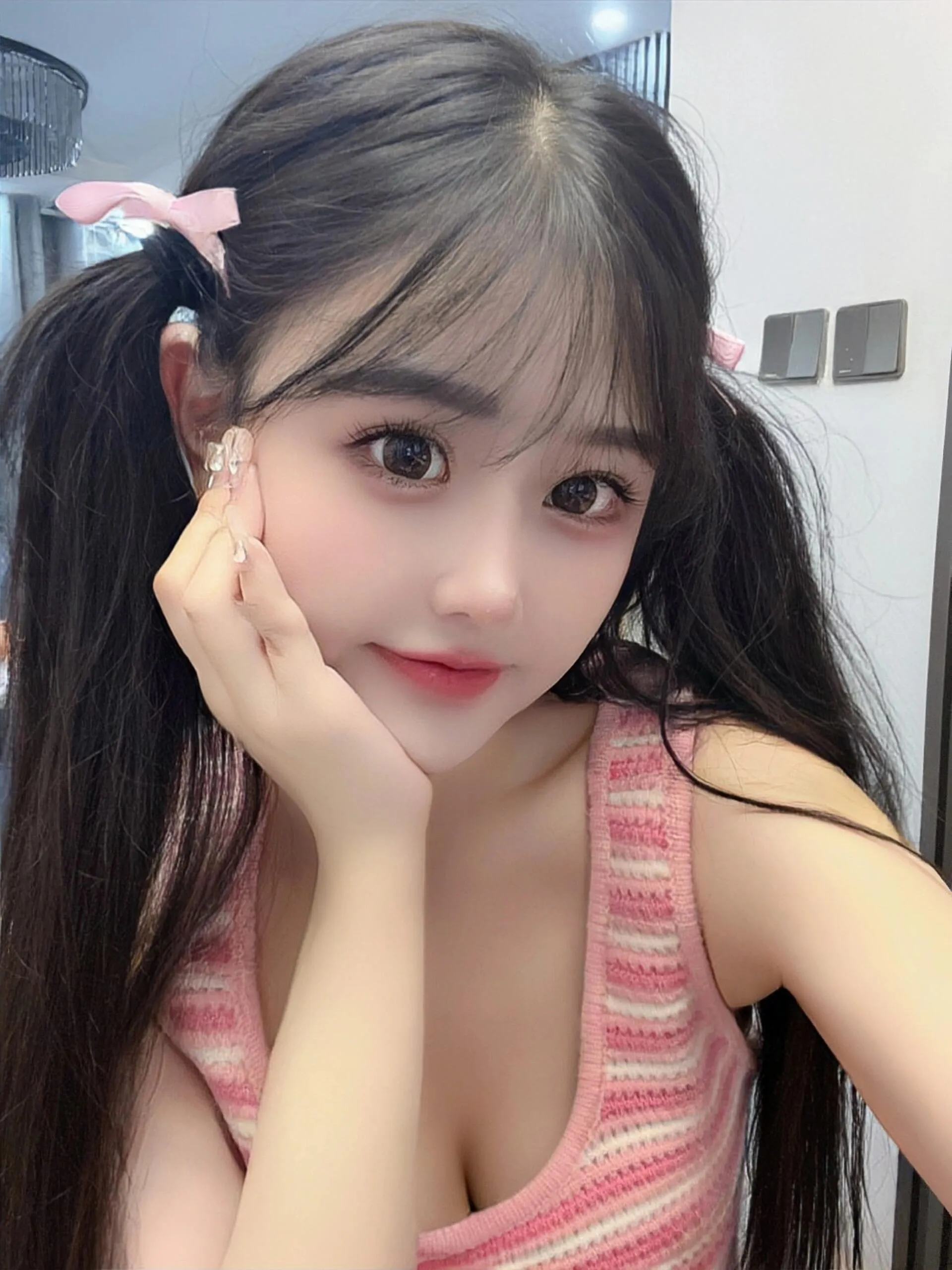 普陀极品07年准处女小凤凰 Gallery 1