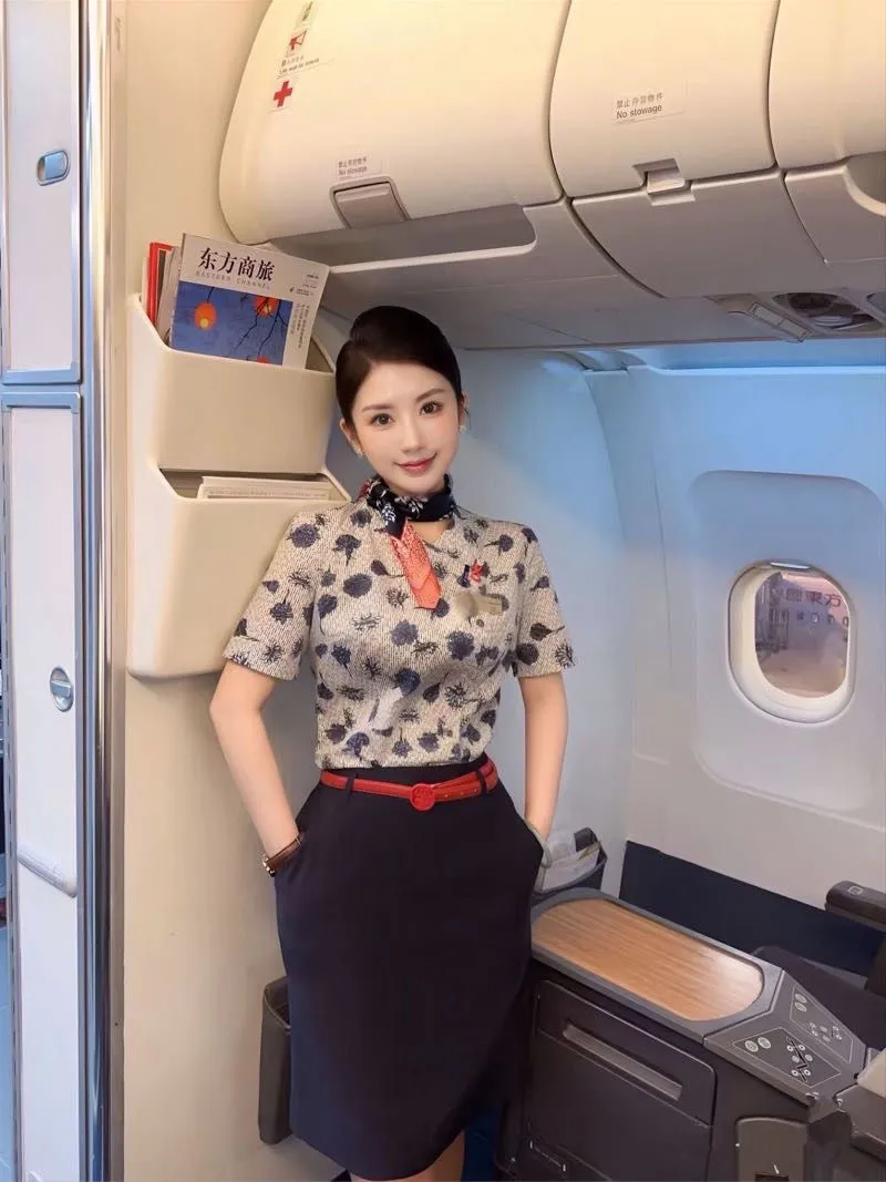 y178🦜南航空姐，东航制服也有 Gallery 2