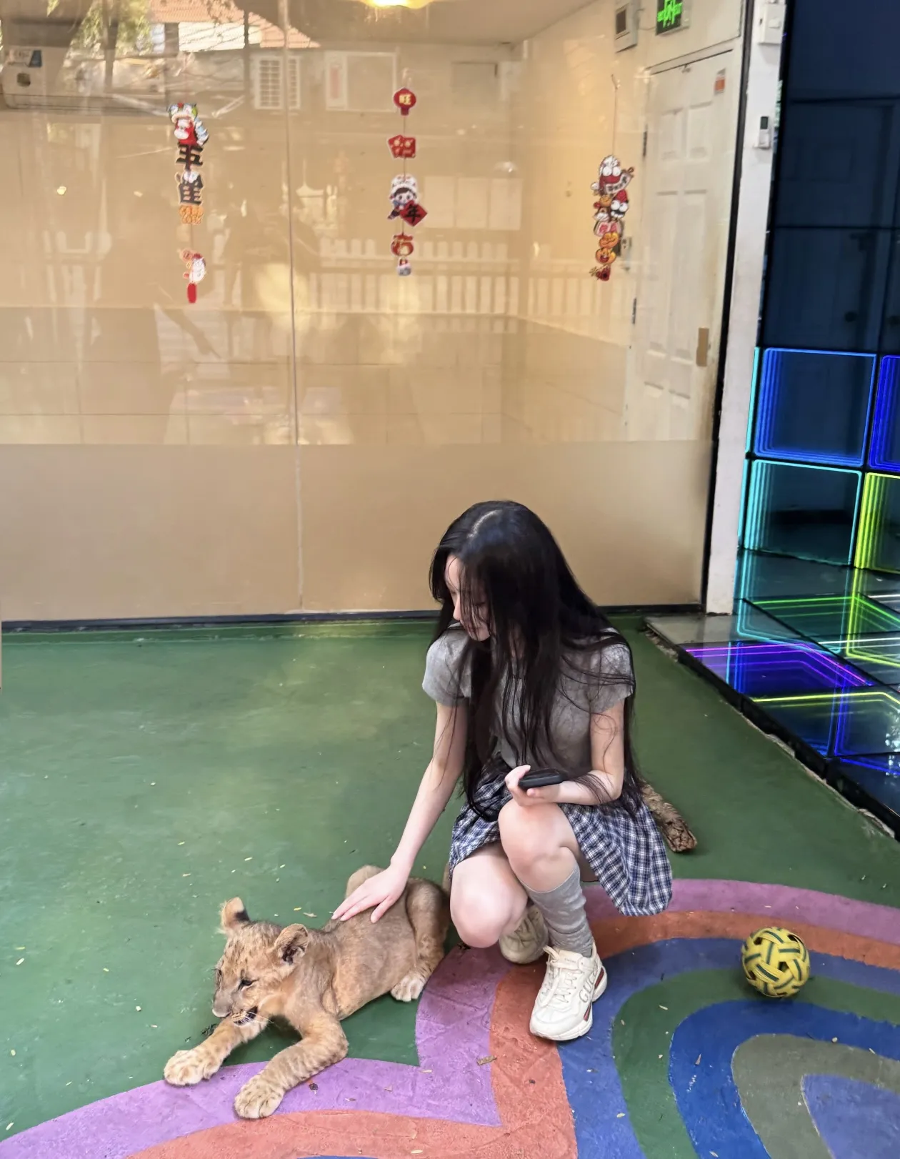 小乐极品白🐯嫩妹三点粉吹弹可破 Gallery 5
