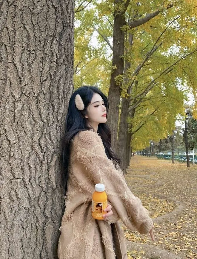 宝山可可🛍筷子腿净身高172🐻C高颜 Gallery 6