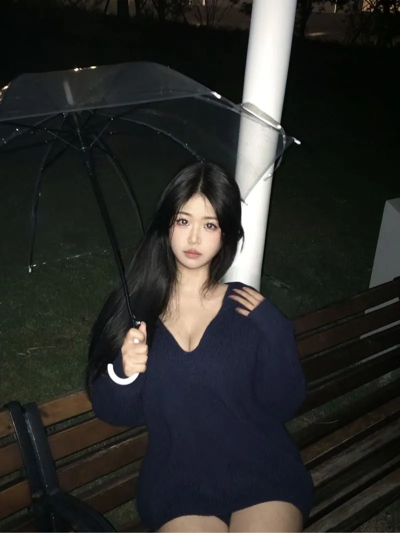 伊伊 臀翘适合打桩求较量 Gallery 6