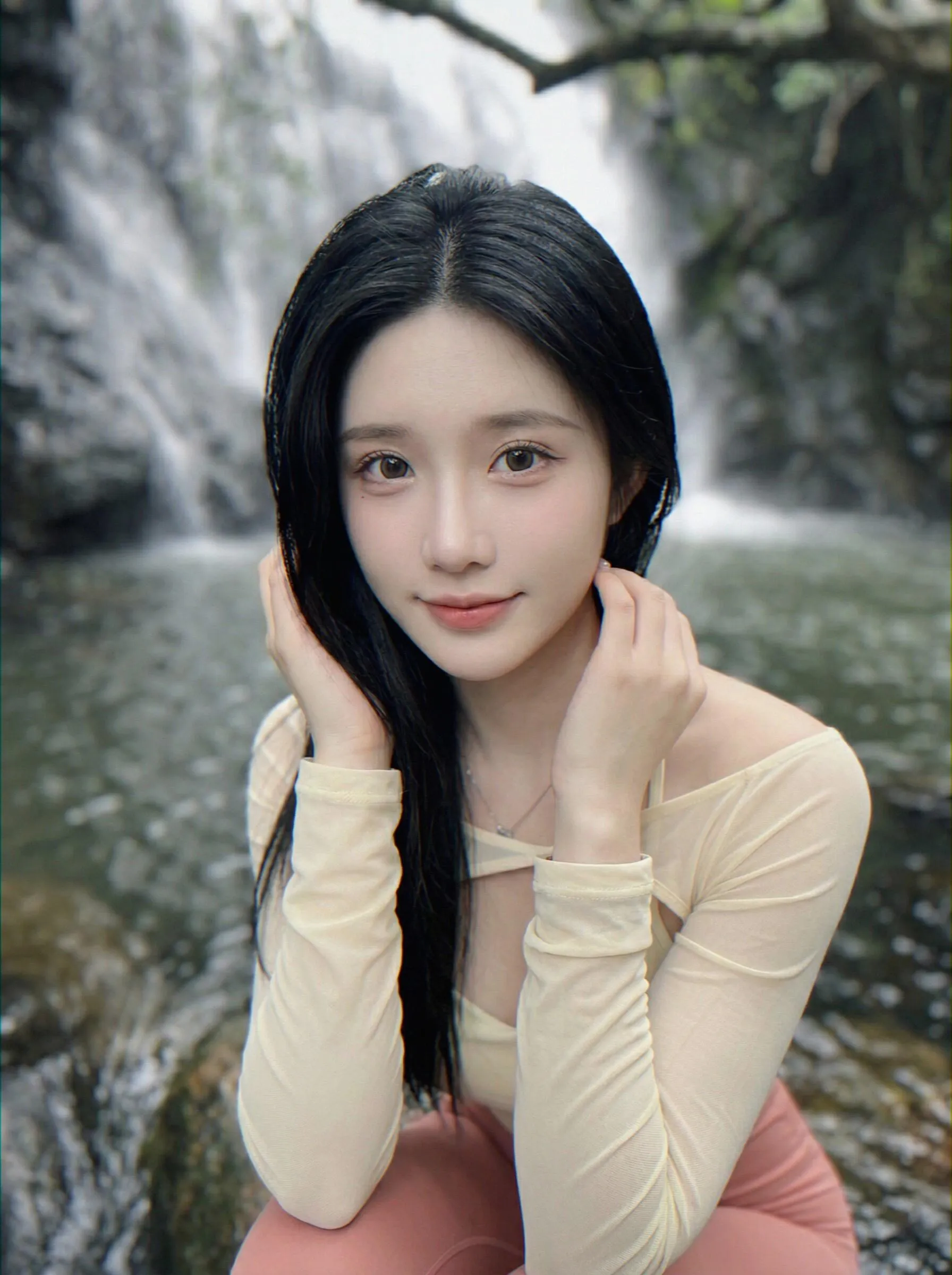 小艾，🔥刚到上海新人刚下海三点粉嫩 Gallery 1