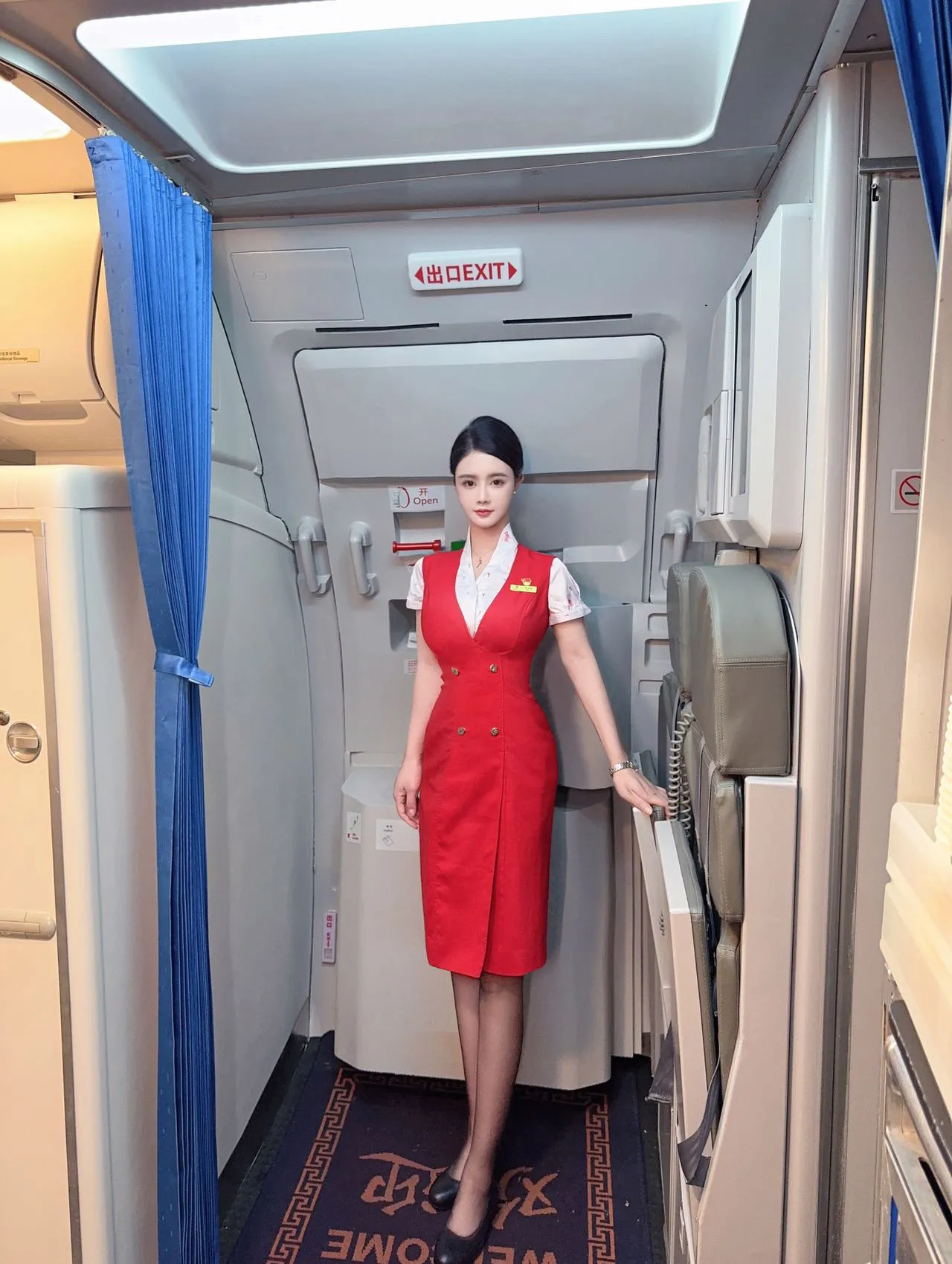 bb012 静安鹦鹉 173 深航空姐真实在飞 Gallery 6