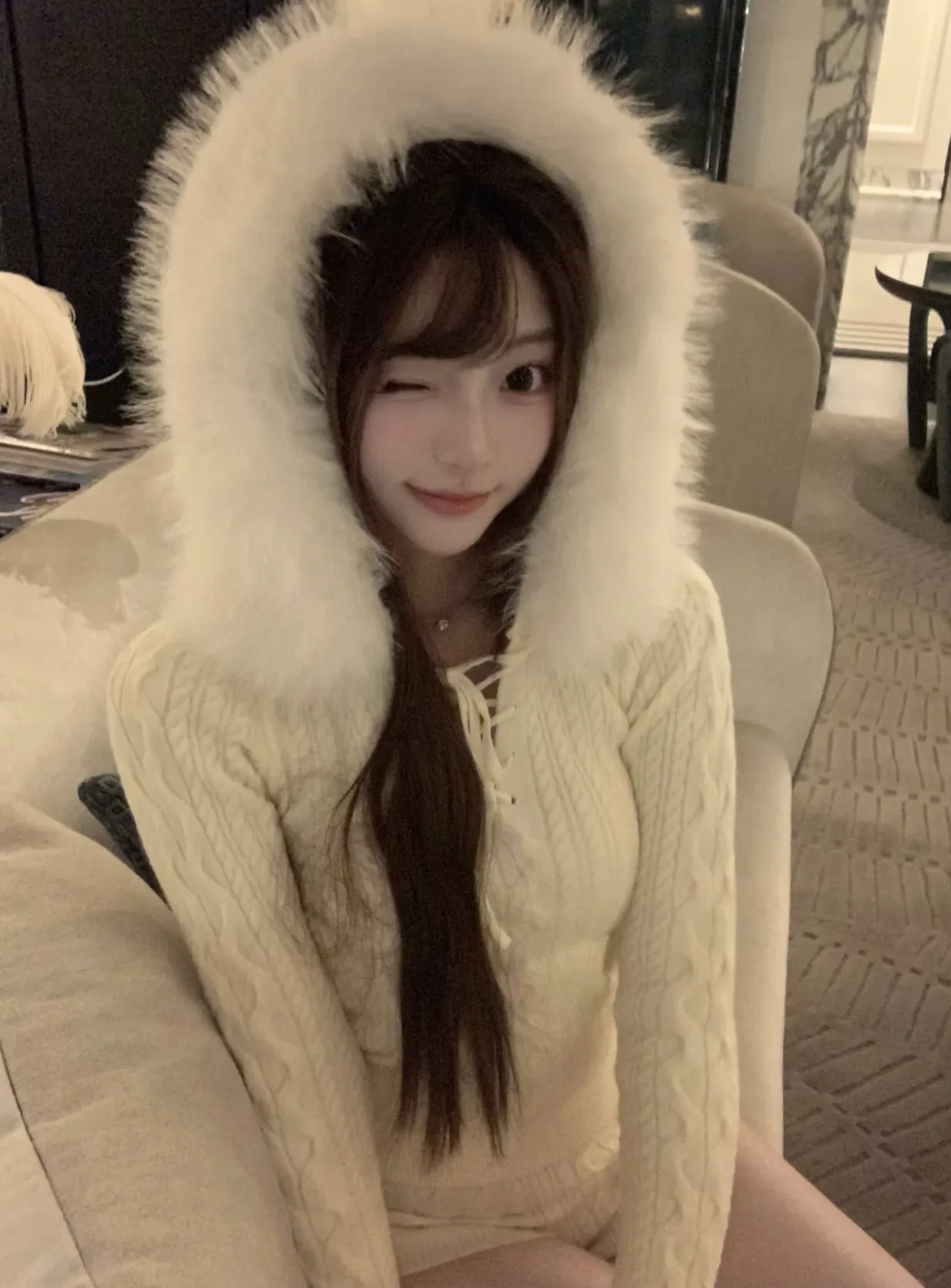 小甜妹 前凸后翘 白云