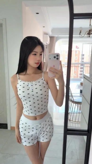 宝山可可🔥新人首开乖巧型女友 00 三点粉 Gallery 5