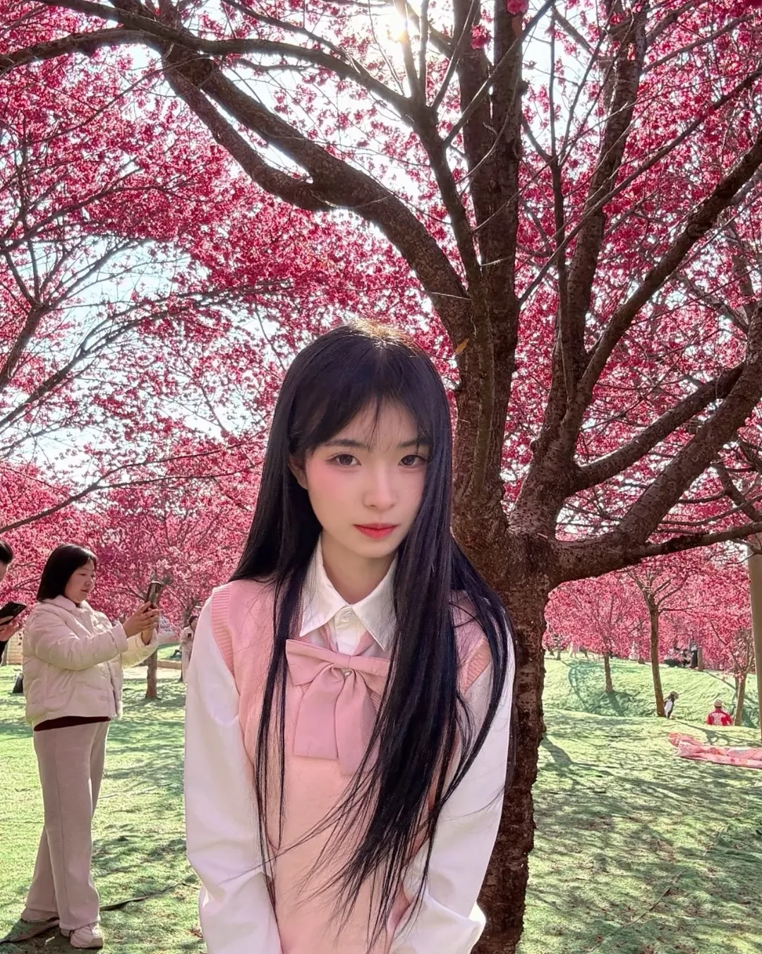 依依🌿新人纯小白逃学下海欢迎大哥调教🫦 Gallery 4