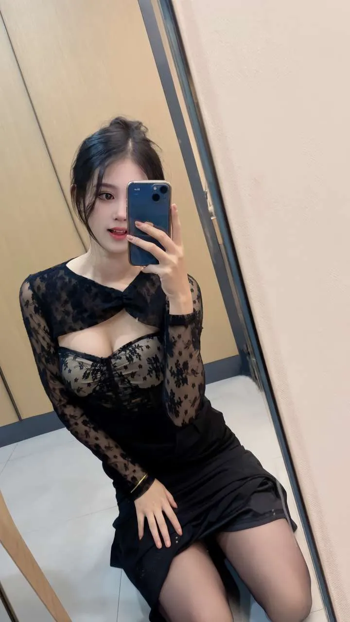 黄浦硬5🦜抖音173小网红 Gallery 2