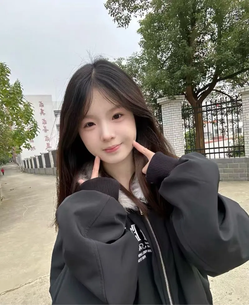 普陀极品甜妹在校兼职洛昕 Gallery 3