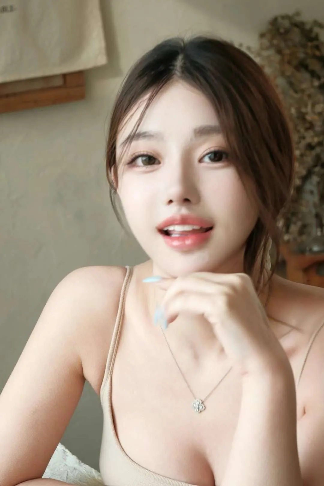 344新人巨灯肥臀白虎 🏠3外5