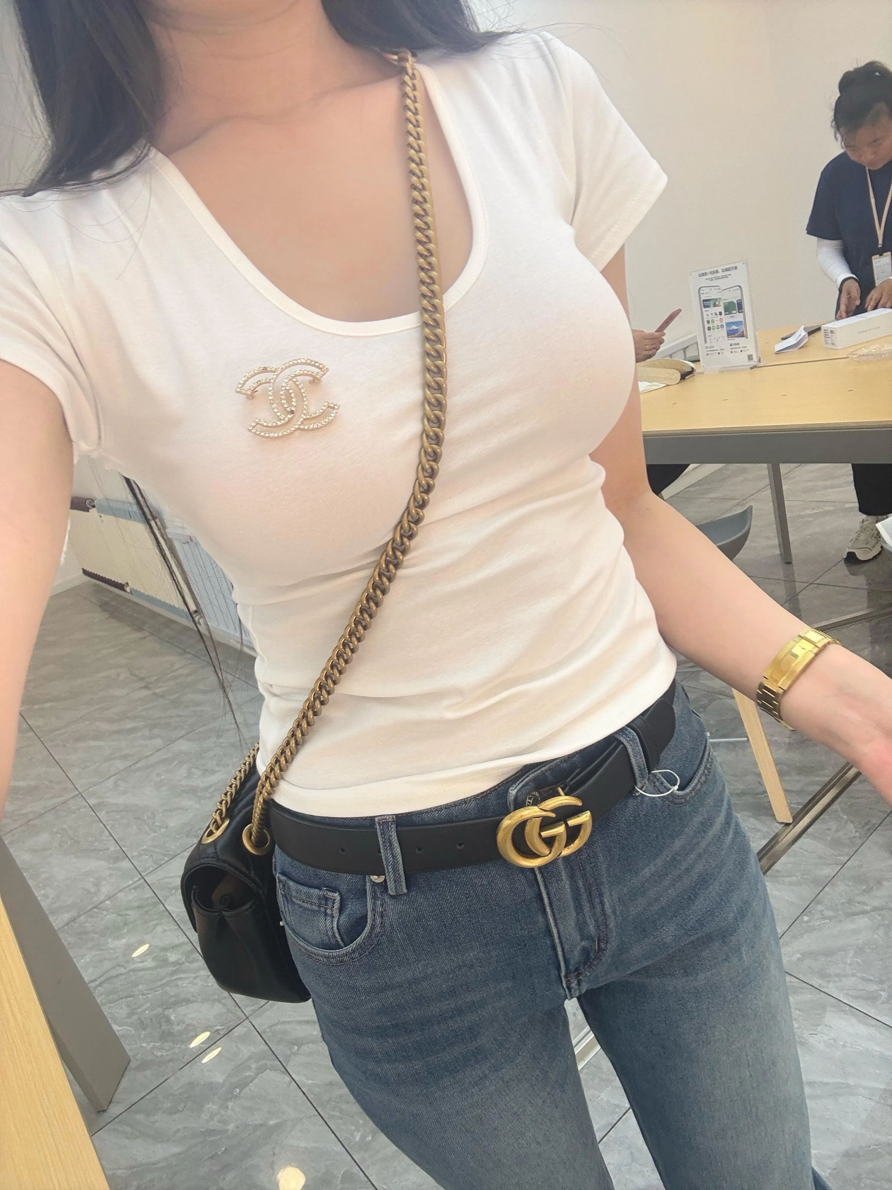 极品翘臀完美身材金玲 Gallery 4