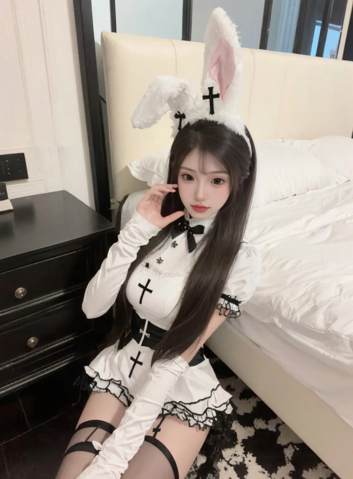 19岁稚嫩白纯萝莉：桐桐