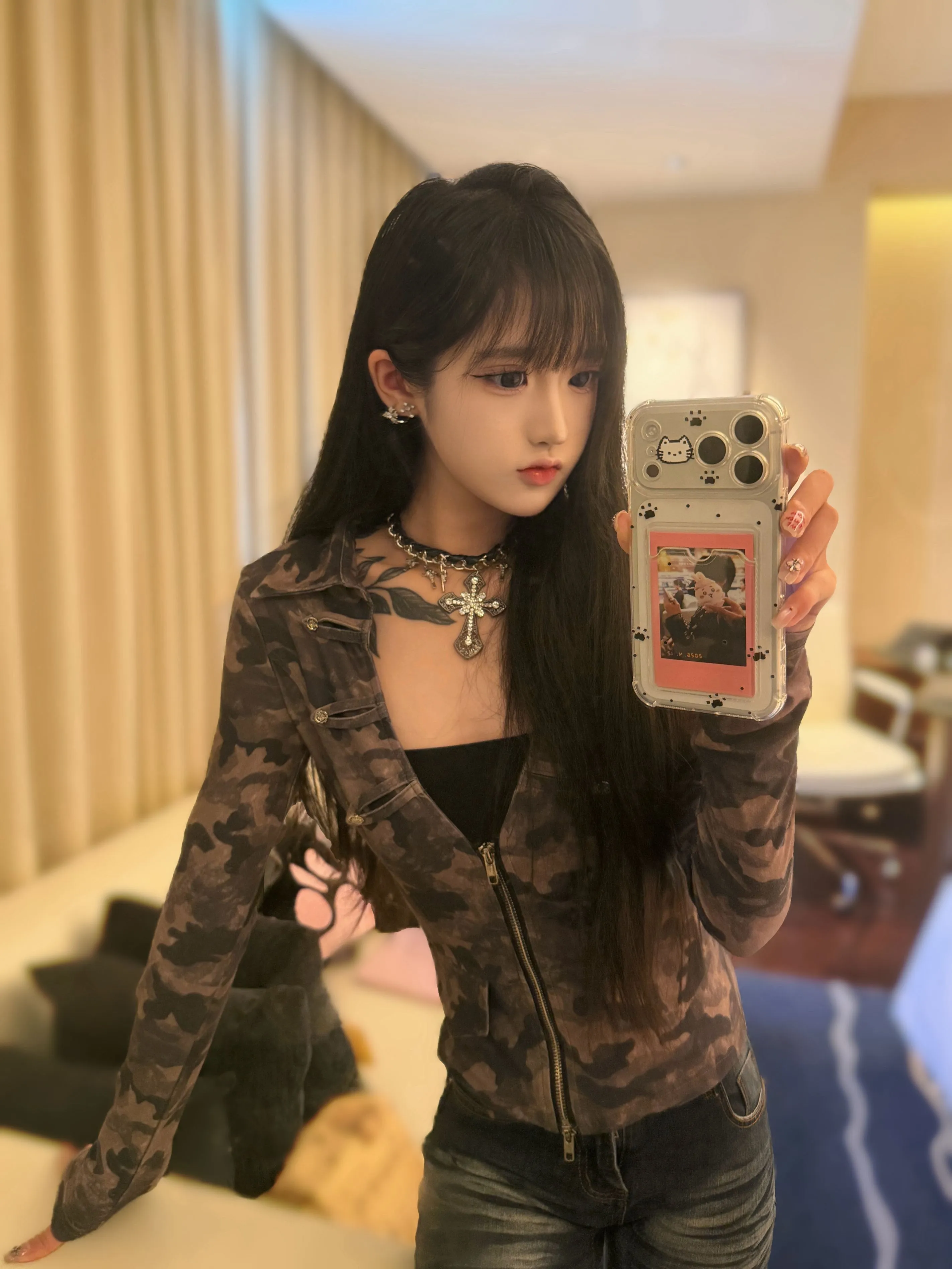 08极品新人白虎伶伶,初次下水 Gallery 2