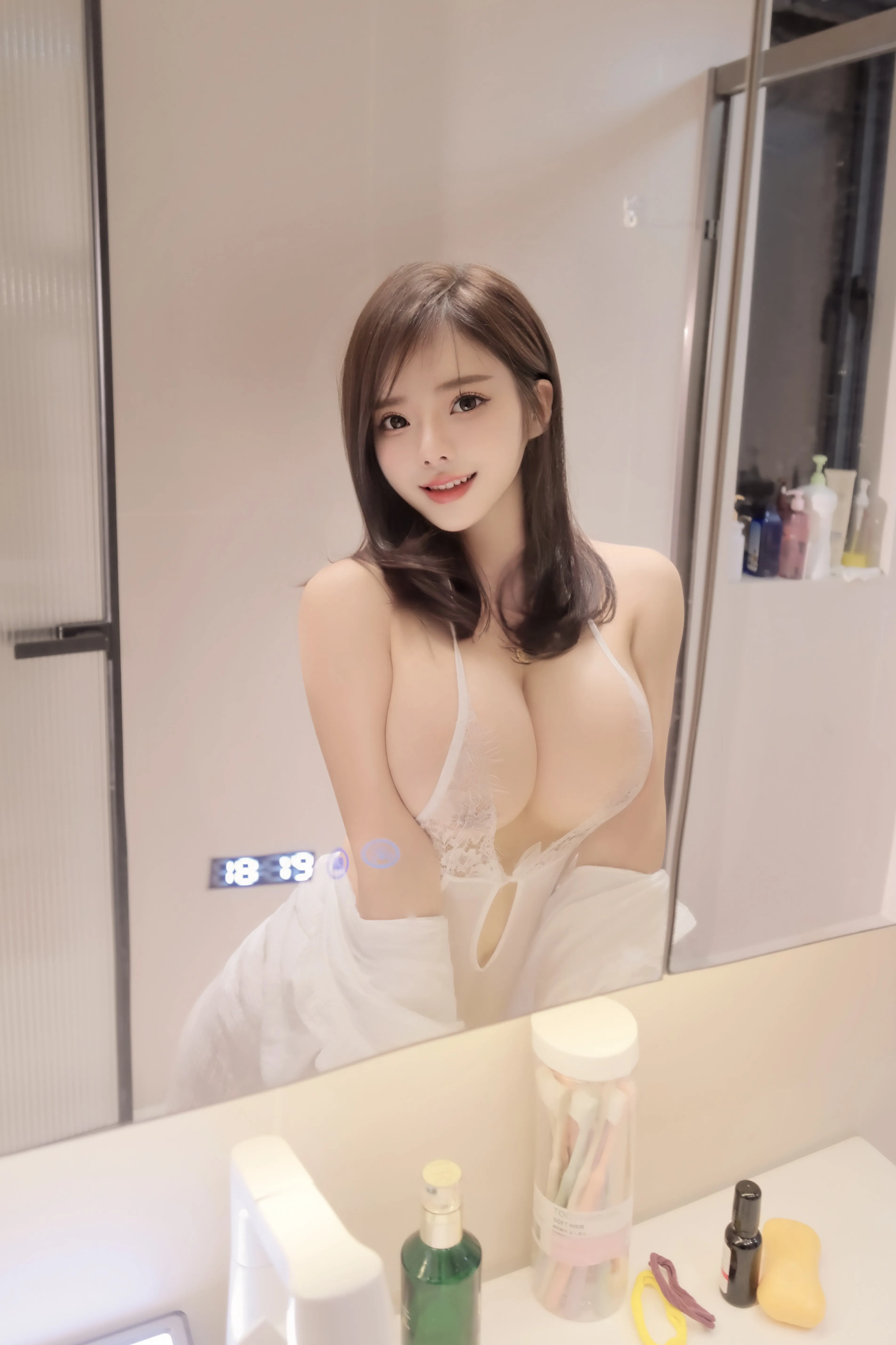 迪娜维族人抓龙筋 CP SM wt ST Gallery 2