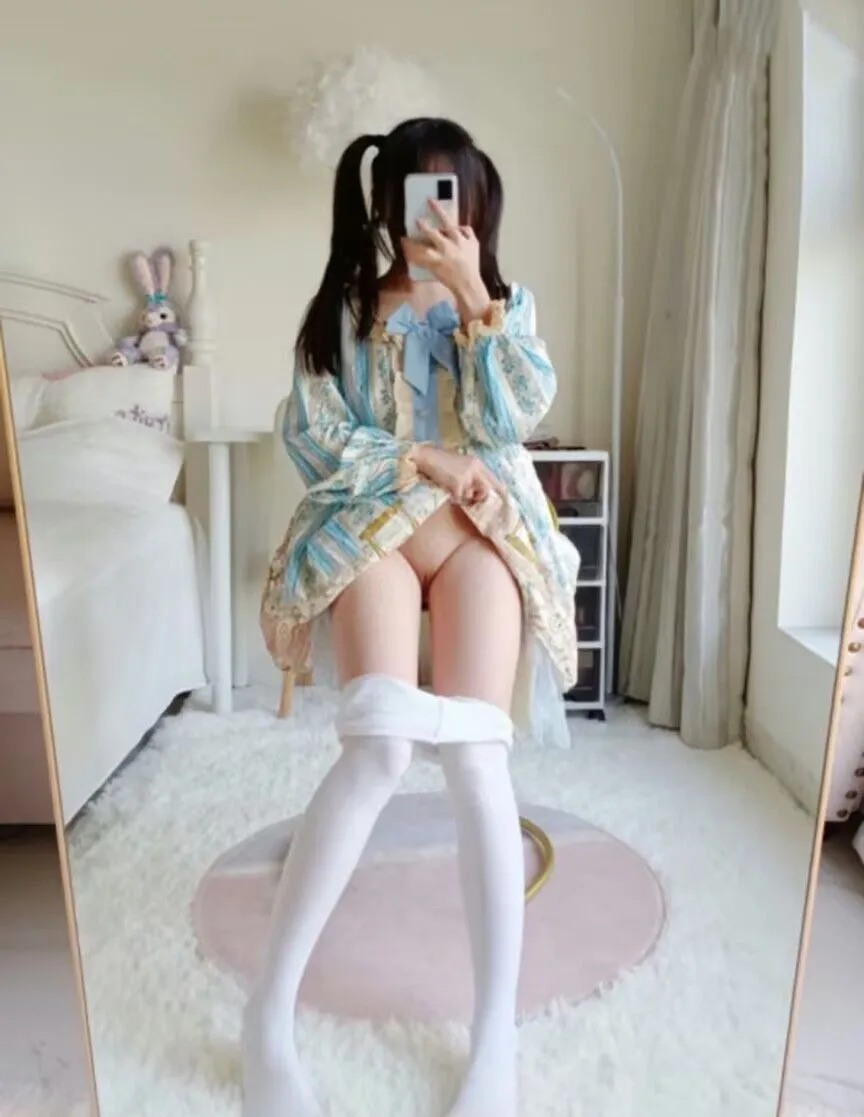 极品女孩 李宁儿 白虎萝莉 Gallery 5
