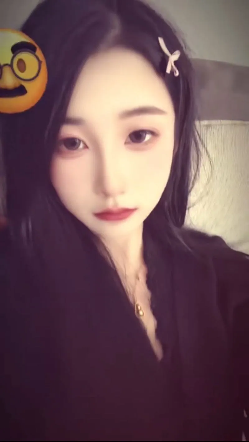 七七妹妹 温柔腼腆型【可🈚️🍑】 Gallery 6