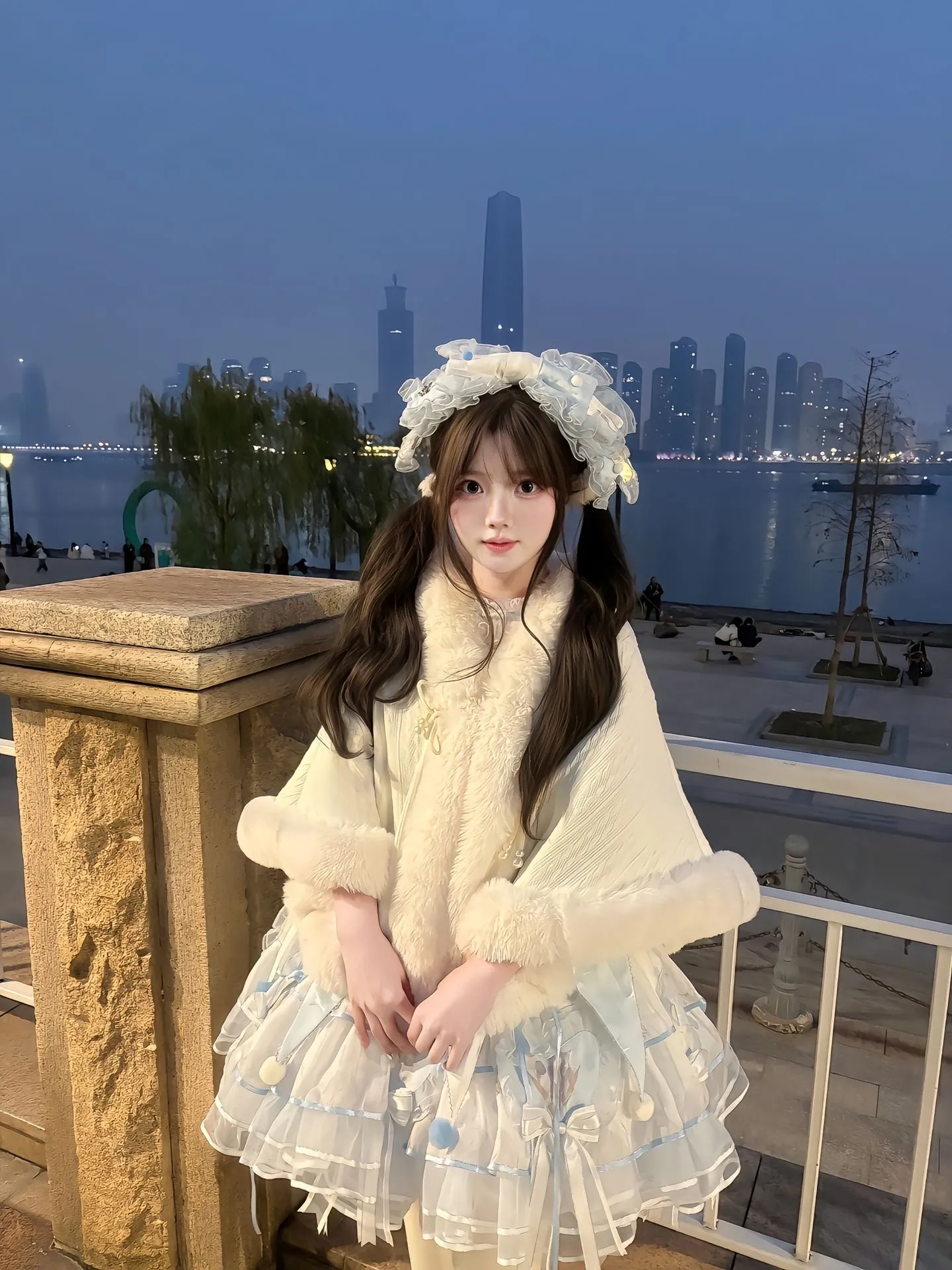 浦东 卷卷 可爱萝莉 喜欢大叔叔玩弄 Gallery 2