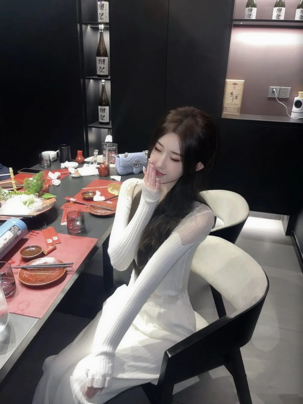 Y4755-05 徐汇白虎纯欲天花🉑SM+💰 畫廊 3