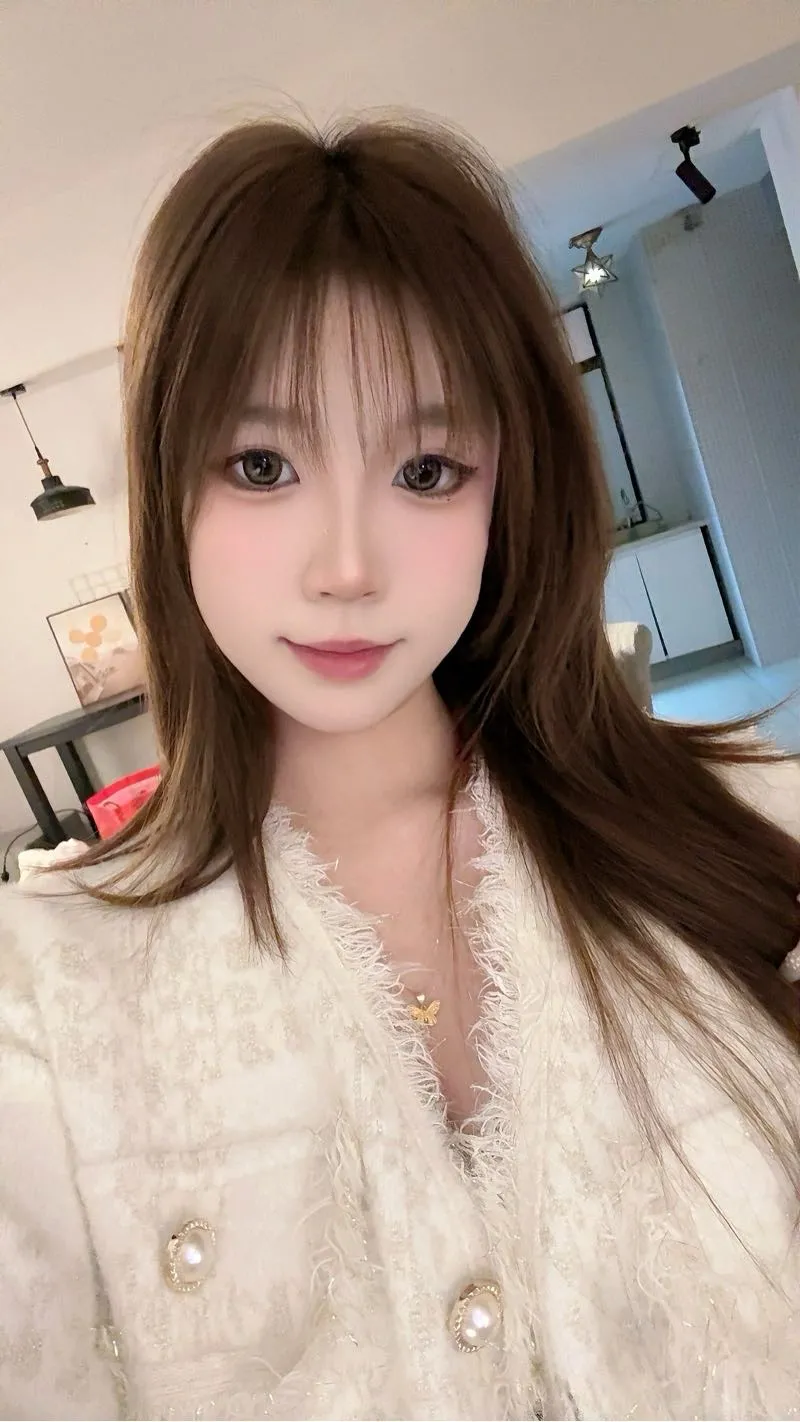瑶宁儿 童颜小纯纯三点粉 Gallery 2