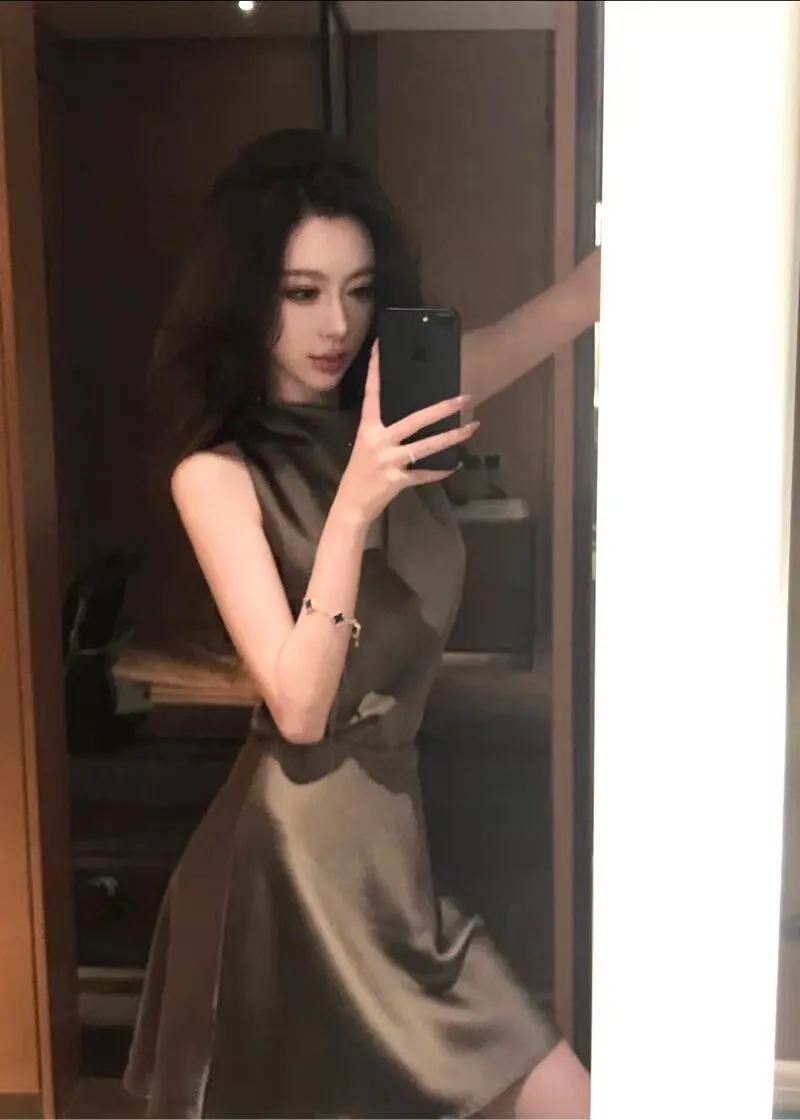 静安 御姐网红 全身冷白皮 小兔宝🏠 Gallery 4