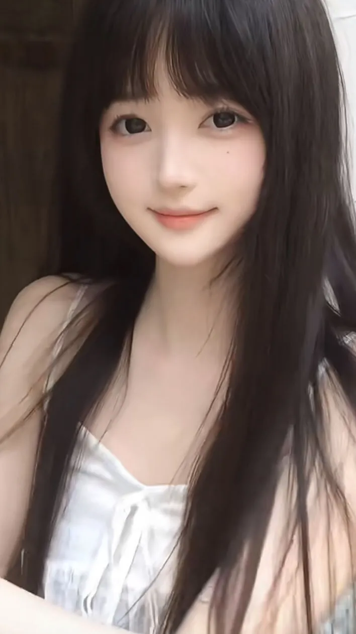 闵行07年新下海嫩妹楚楚，三点粉小逼超级紧 Gallery 3