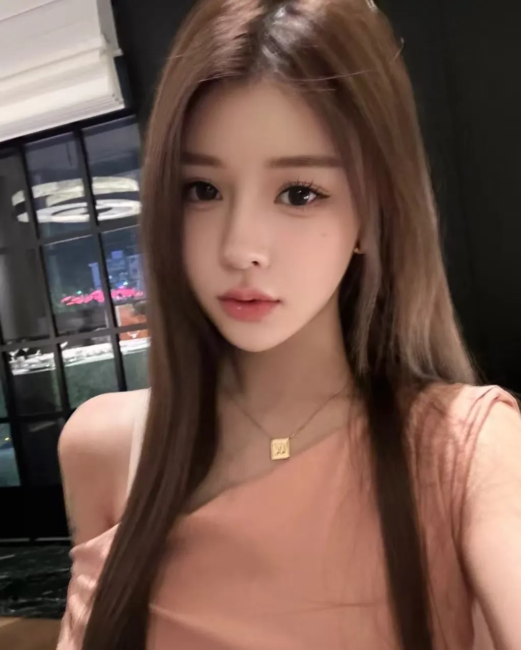 浦东极品御姐 苏苏 白虎 wt Gallery 5